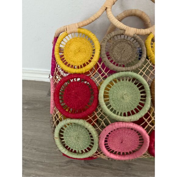 Hat Attack Rafia Medallion colorful tote bag - Picture 3 of 7